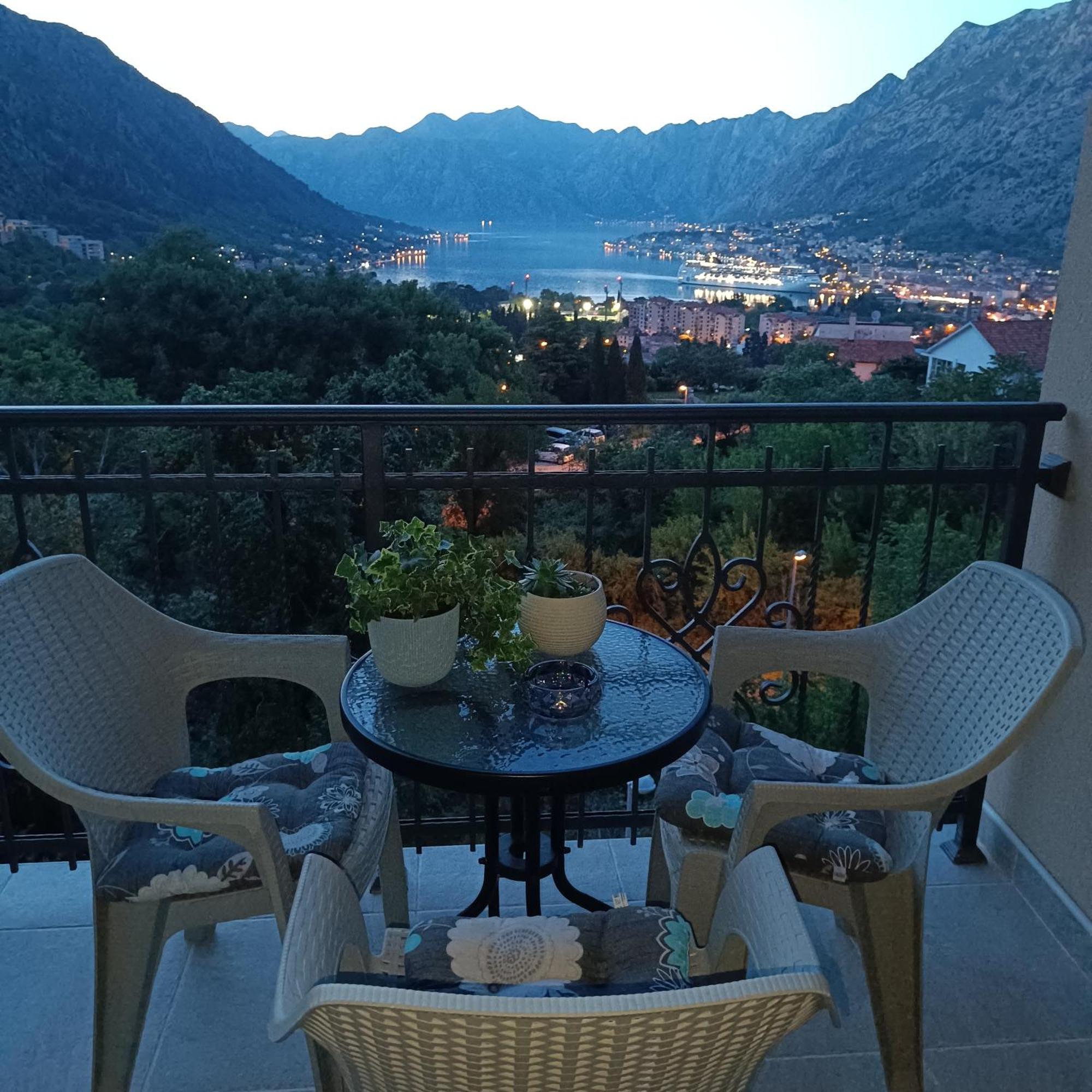 Radgost Kotor Apartments Eksteriør billede