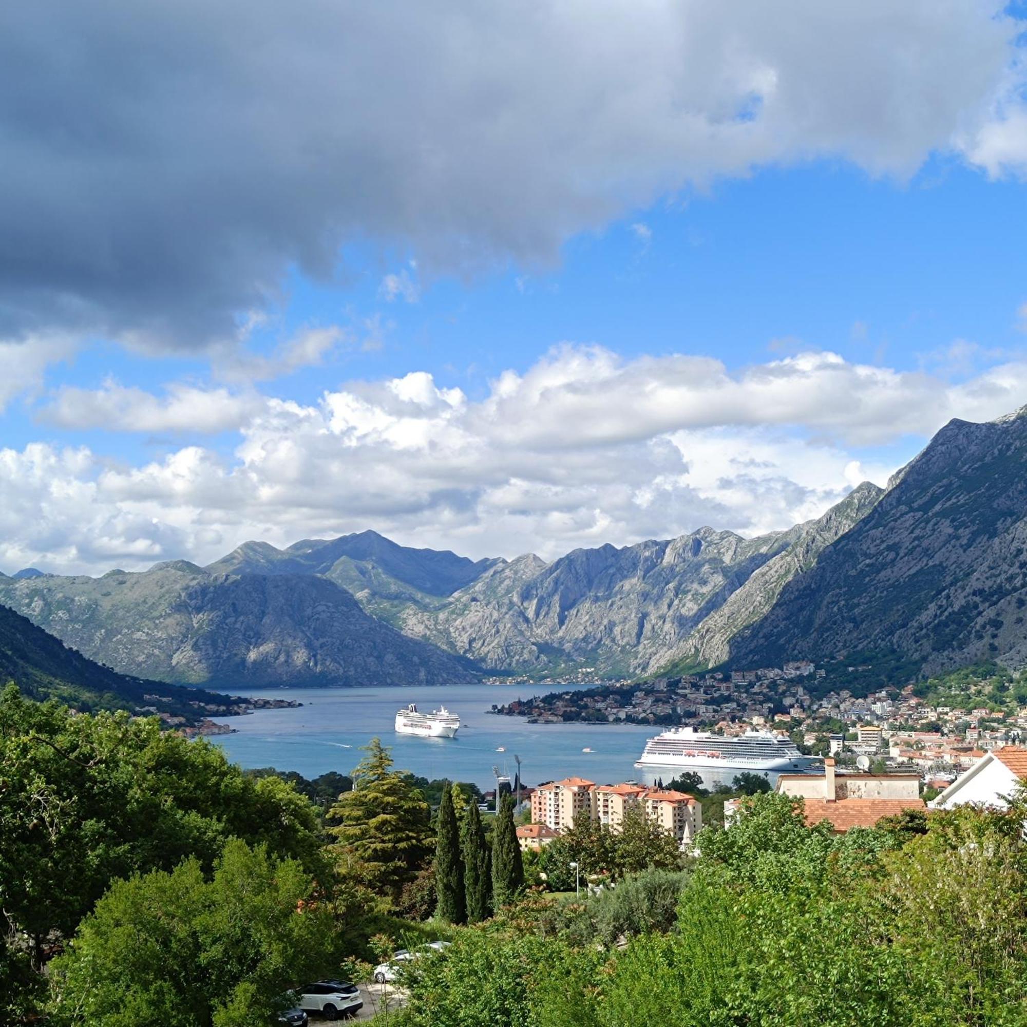 Radgost Kotor Apartments Eksteriør billede