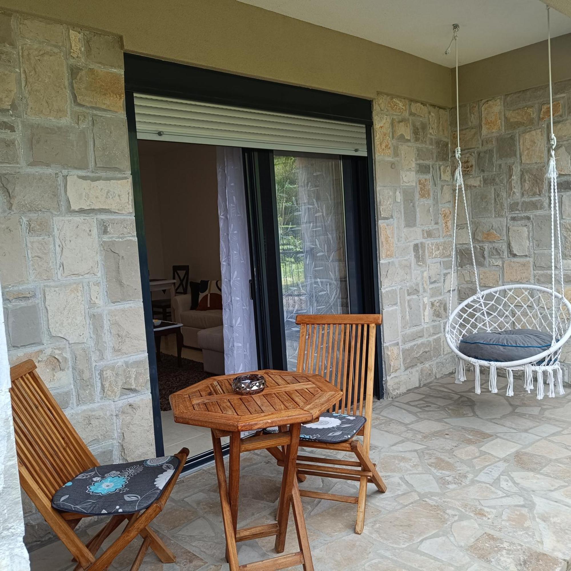 Radgost Kotor Apartments Eksteriør billede