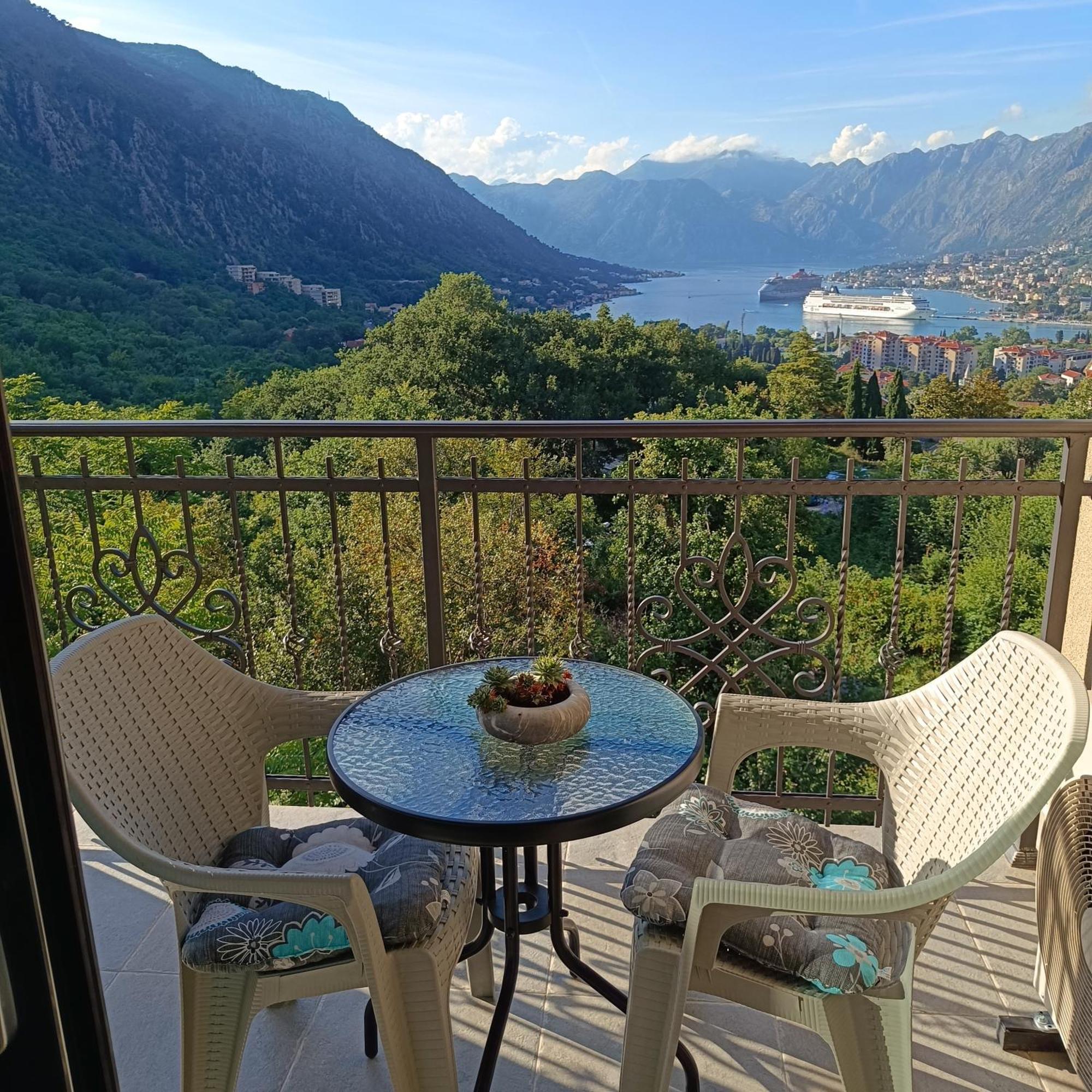 Radgost Kotor Apartments Eksteriør billede