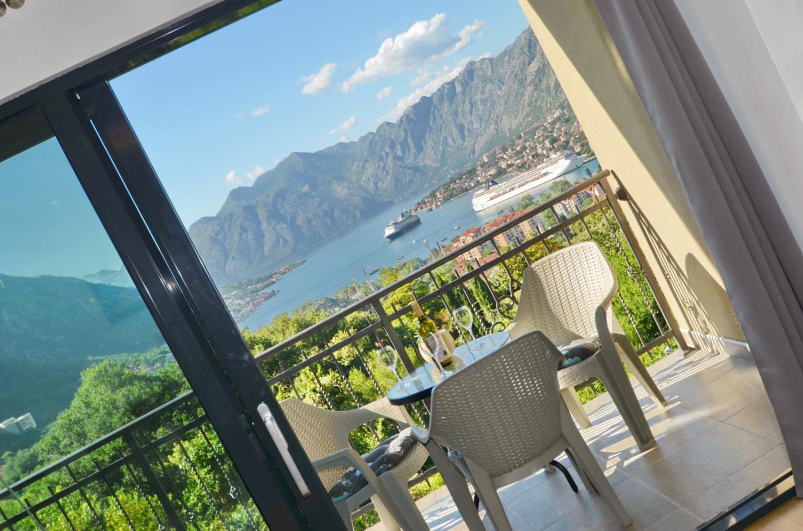 Radgost Kotor Apartments Eksteriør billede