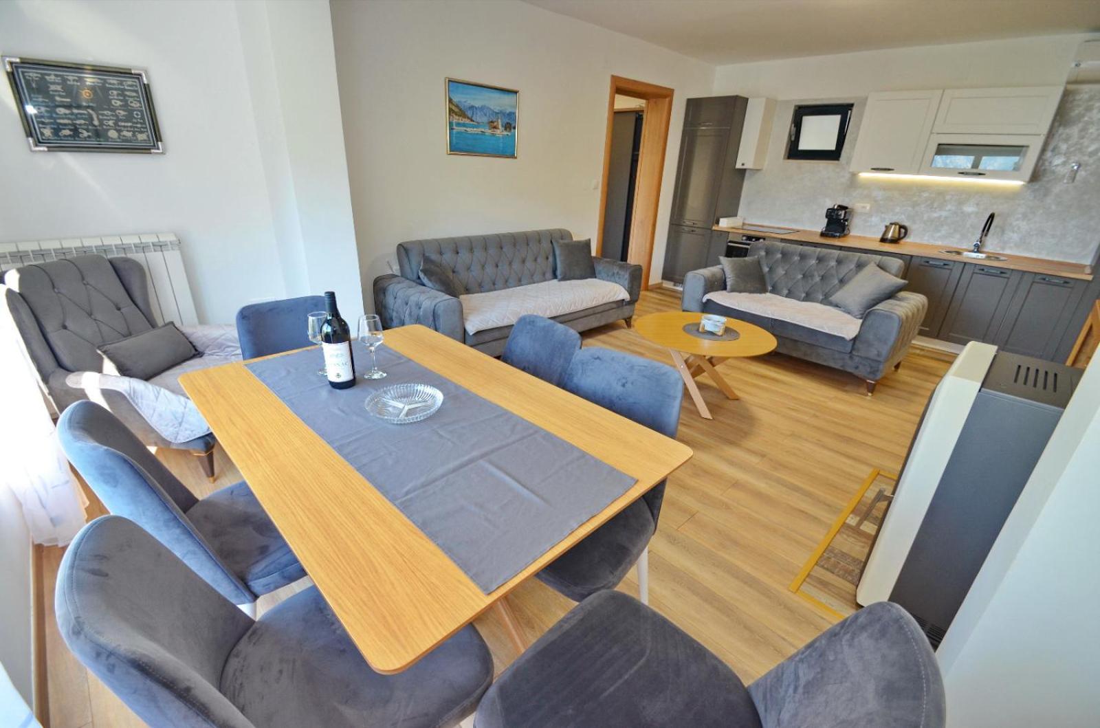 Radgost Kotor Apartments Eksteriør billede