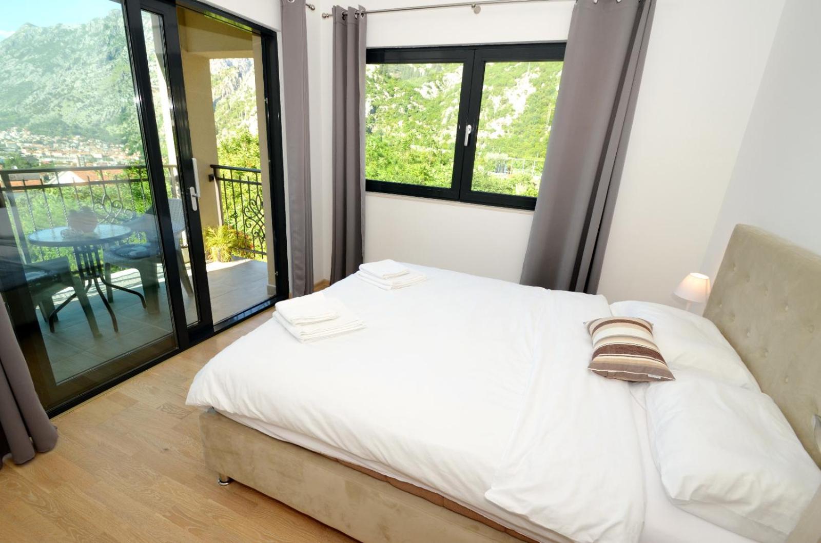 Radgost Kotor Apartments Eksteriør billede