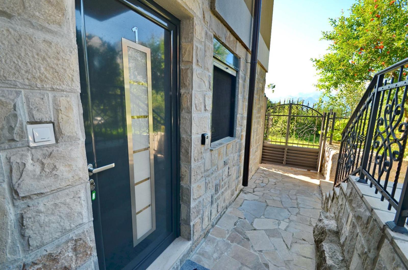 Radgost Kotor Apartments Eksteriør billede