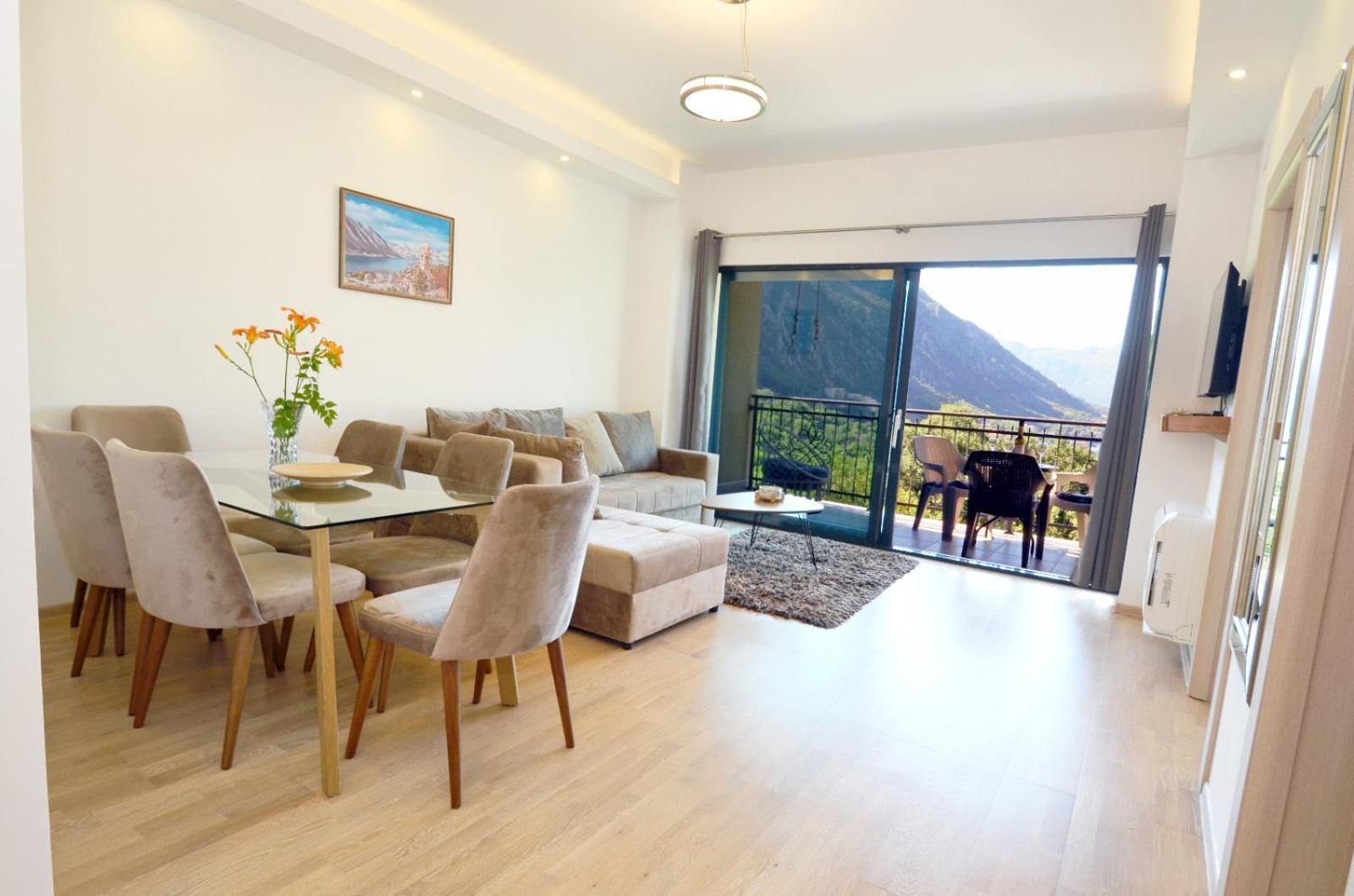 Radgost Kotor Apartments Eksteriør billede