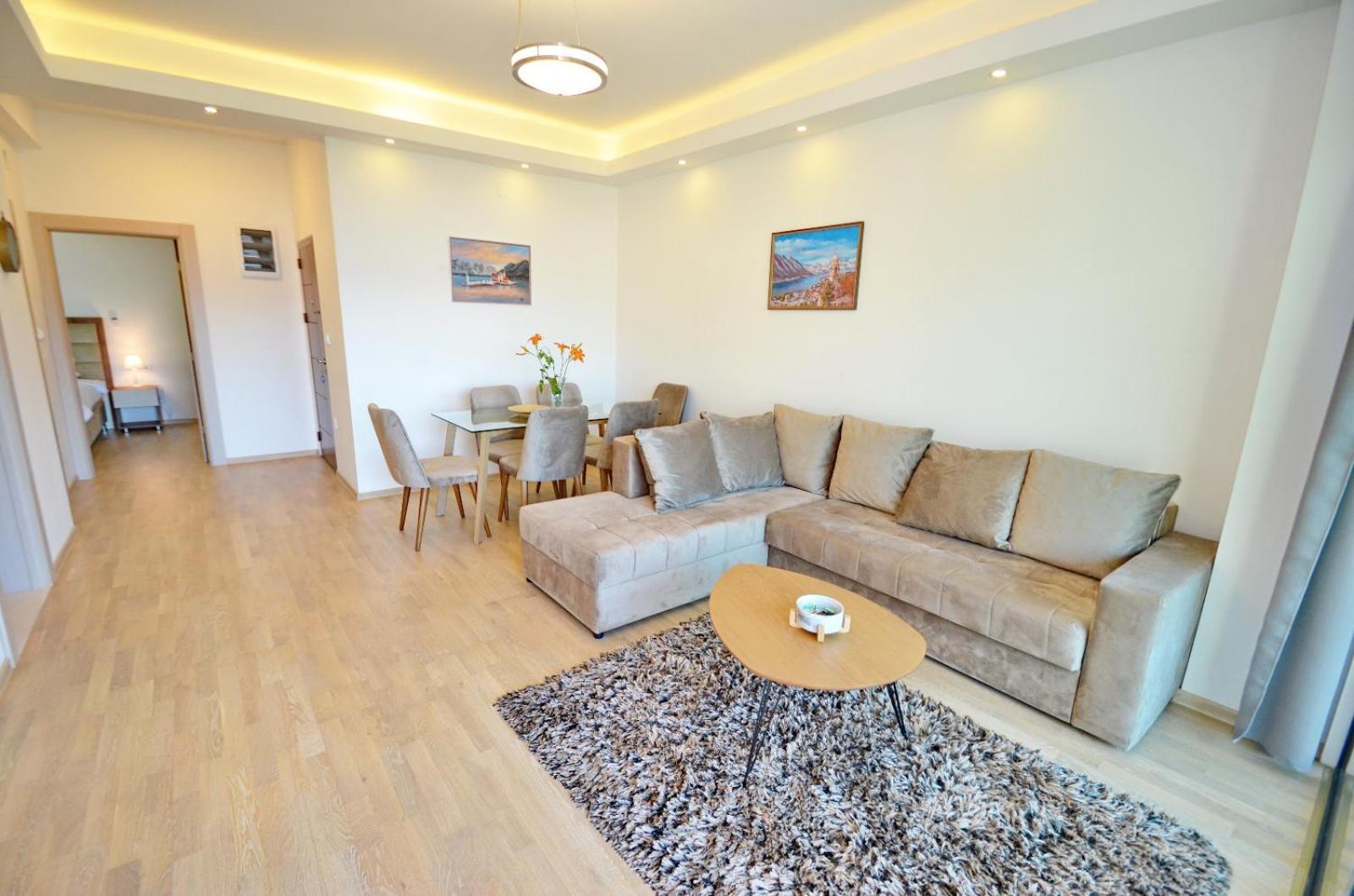 Radgost Kotor Apartments Eksteriør billede