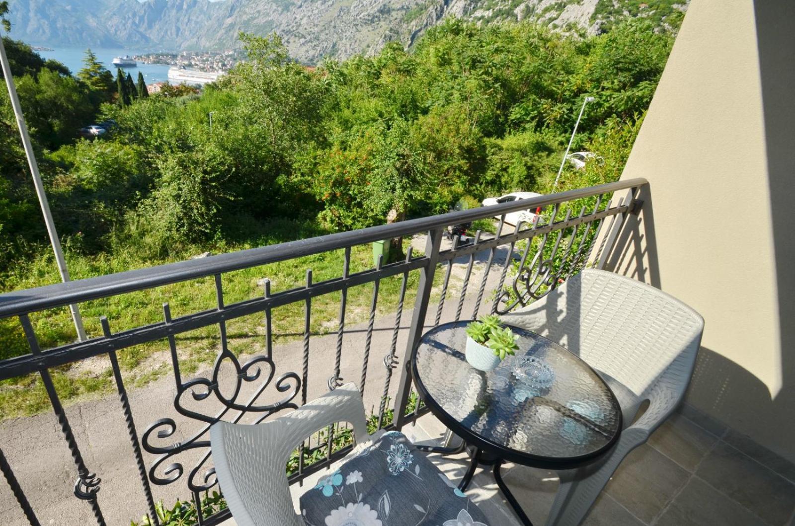 Radgost Kotor Apartments Eksteriør billede