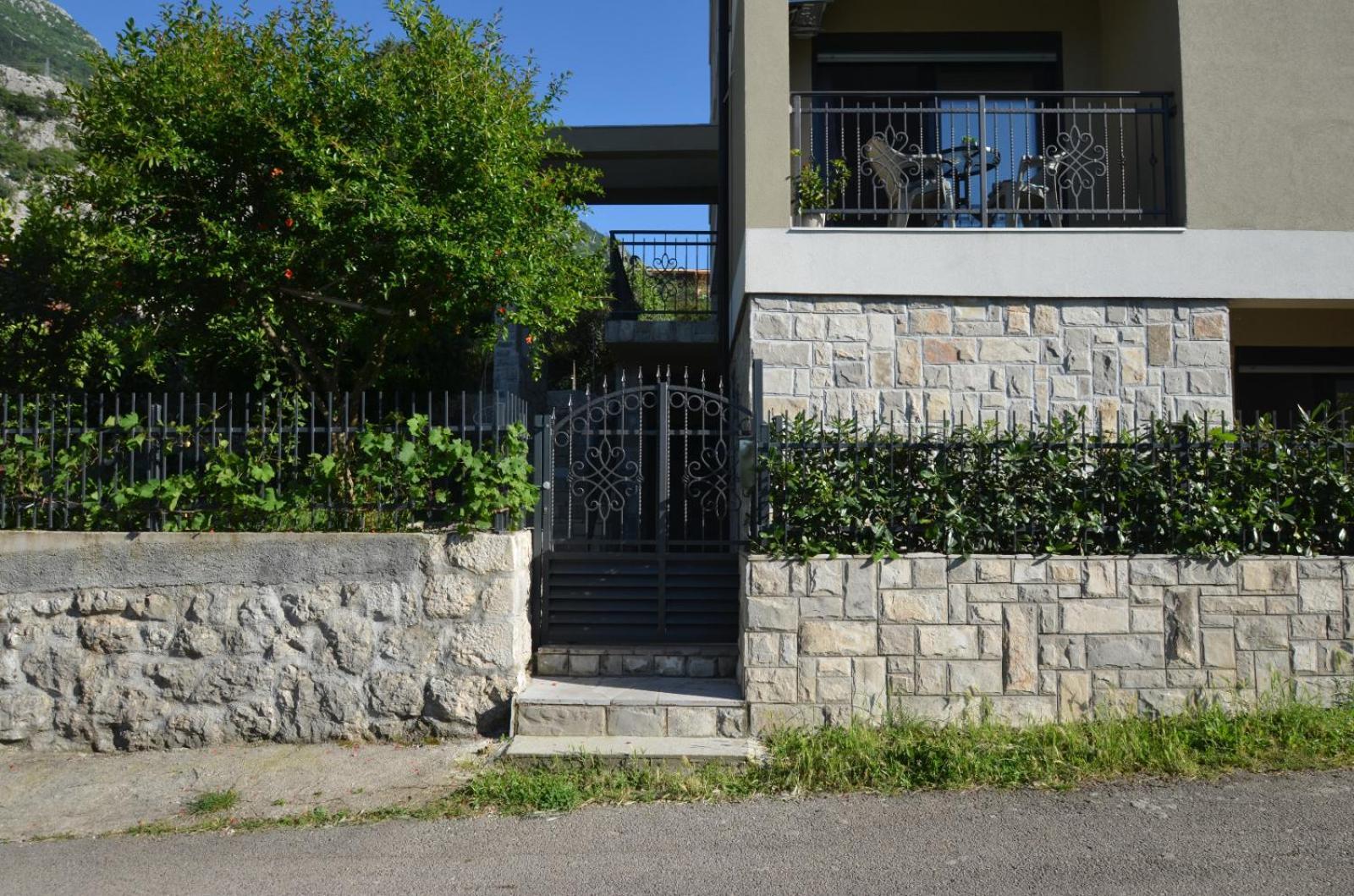 Radgost Kotor Apartments Eksteriør billede